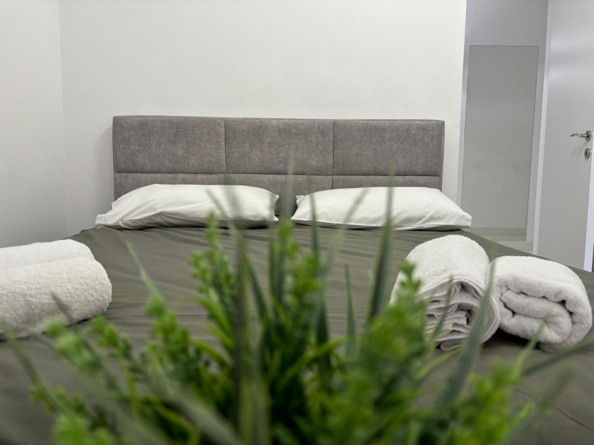 Center, Selvia White Apartment Tiranë Ngoại thất bức ảnh